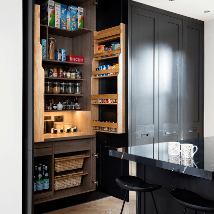 Bespoke Cabinetry Dark - Amberth